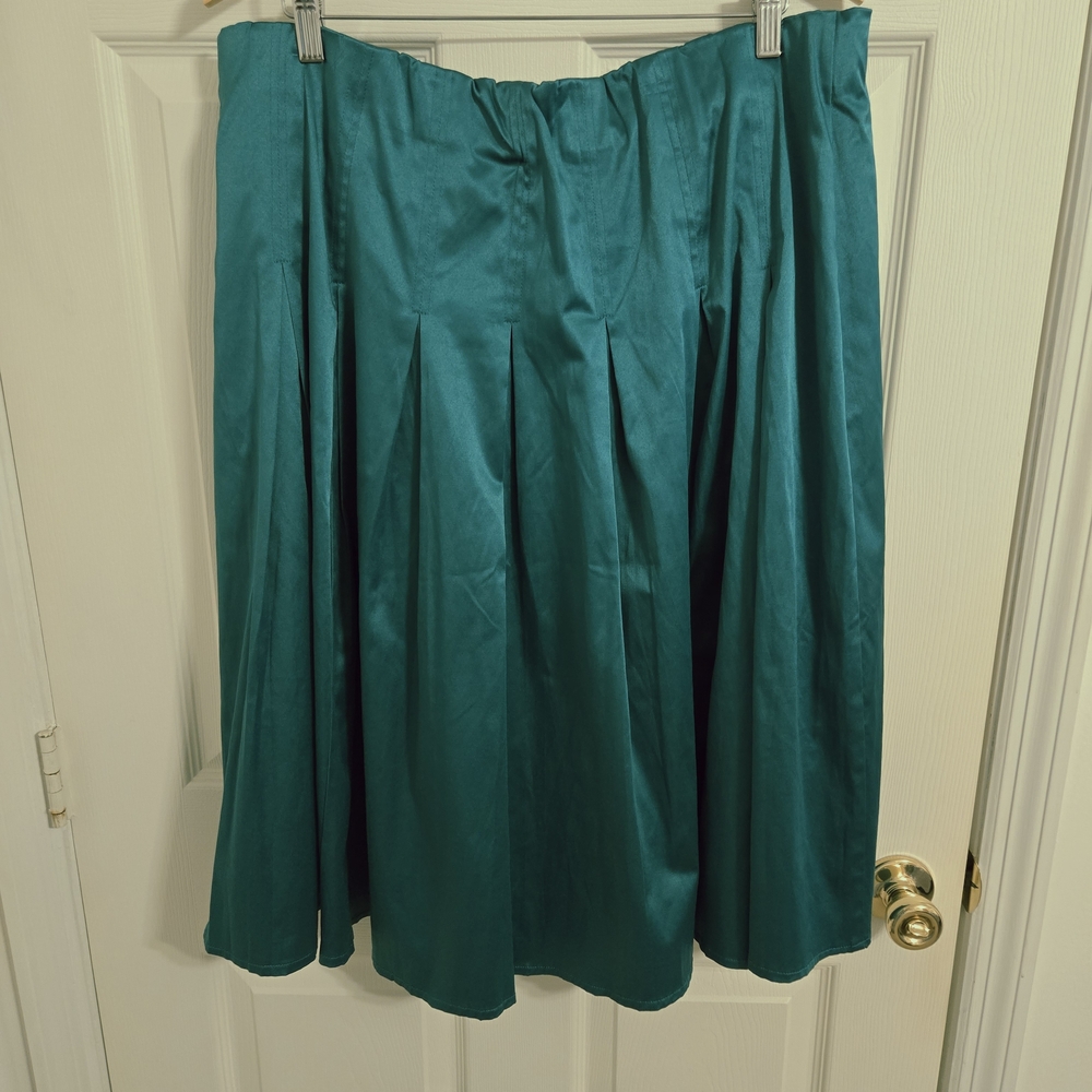 Lane Bryant Green Aline Fit And Flare Skirt Size 18